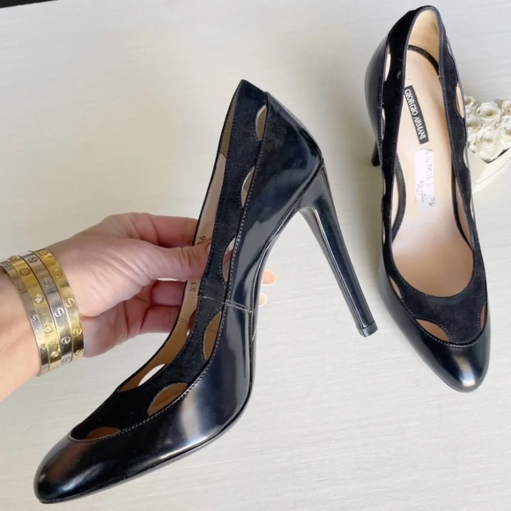 🆕 Giorgio Armani Leather & Suede Cut Out High Heel Pumps - Picture 6 of 12